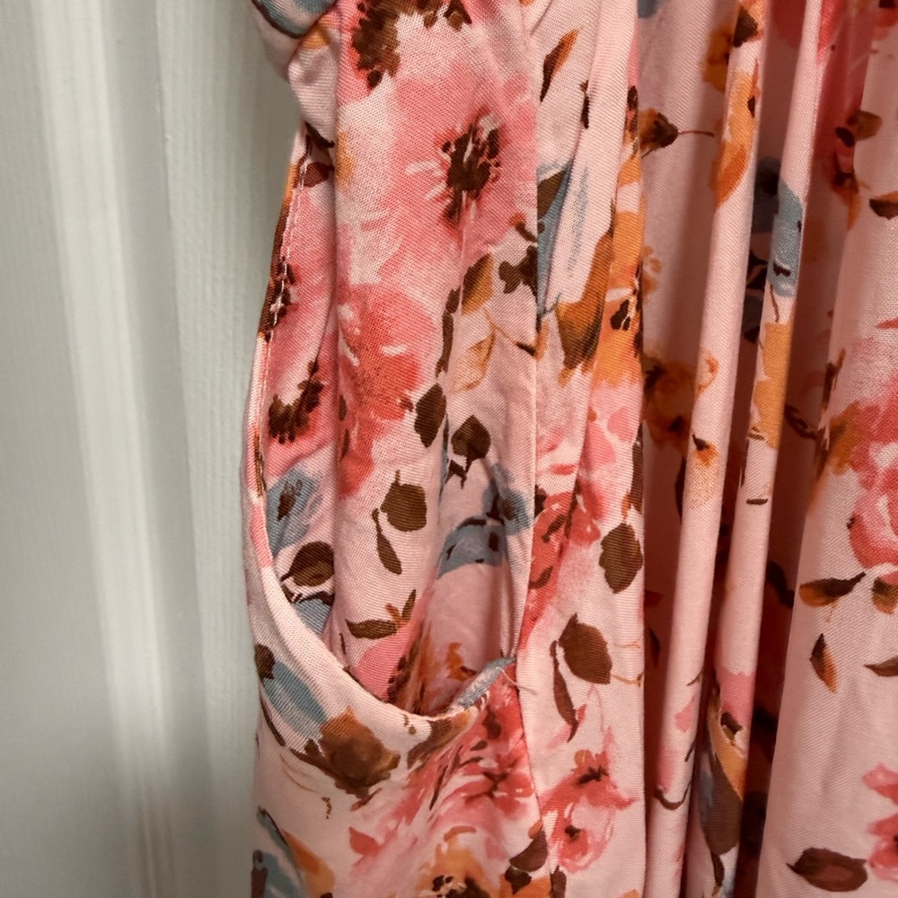 Torrid Pink Floral Maxi Dress W/Pockets Size 2 - Picture 7 of 7